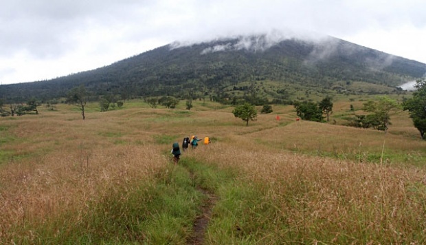 Nepal Akan Larang Wisatawan Melakukan Trekking Solo